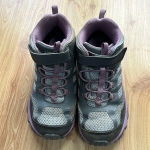 Merrell Moab Hiking Boots. Size 1.